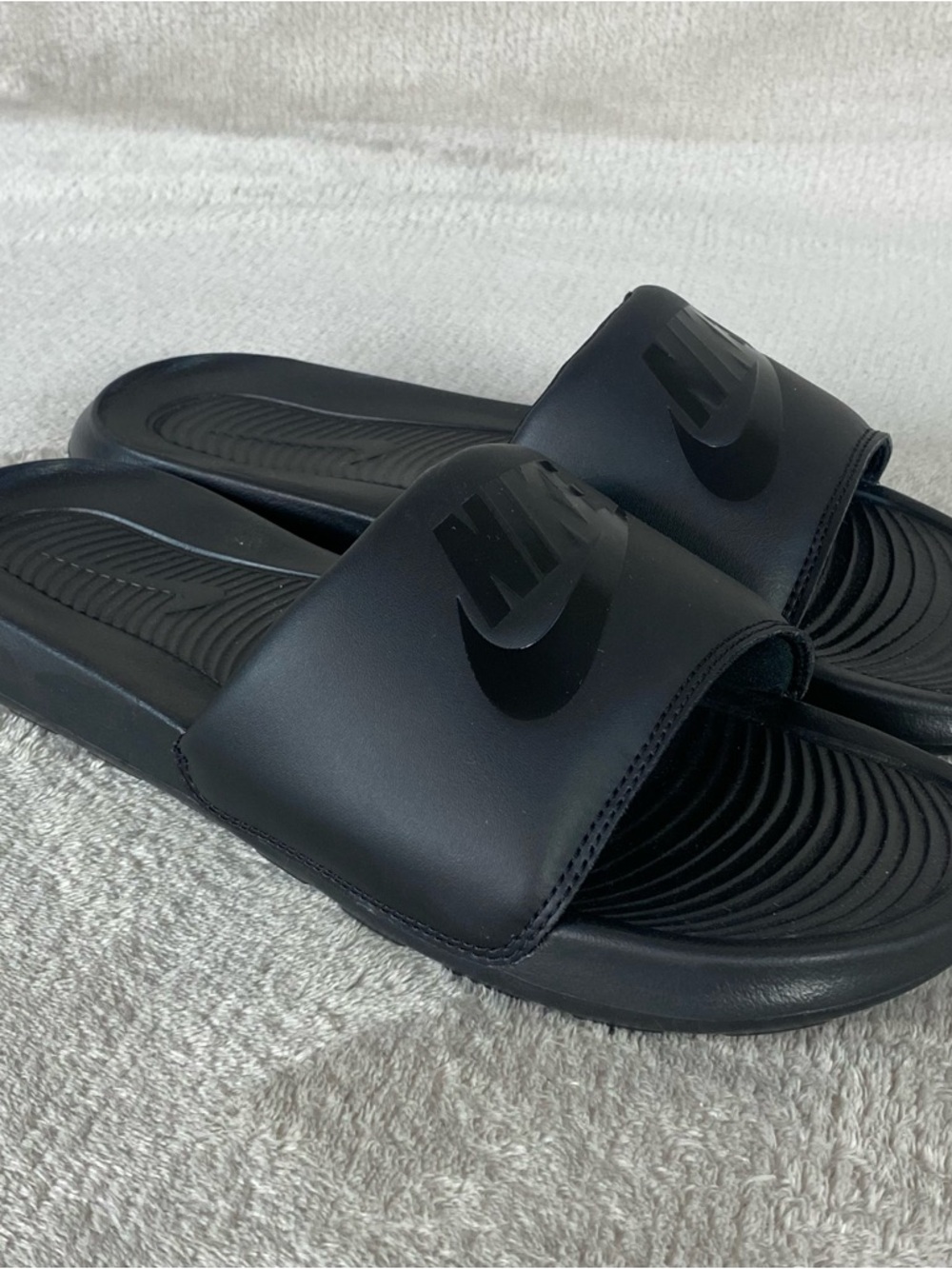 Nike Victori One Slide Shoes Mens Size 9 Black Comfort Sandals CN9675-003 NEW